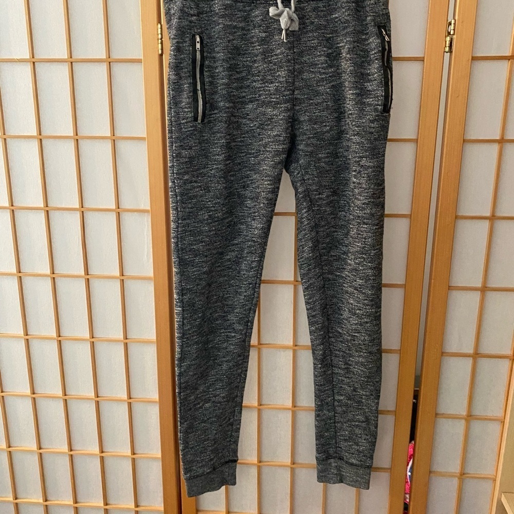 Atmosphere Jogger Womens Small Grey Black Athleisure Zip Pocket Casual Size 4